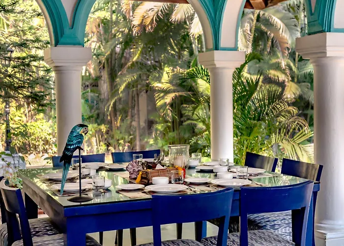Saffronstays Aquamarina - 3Br Mediterranean Style Beachfront Villa With Pool, Lawns & Seafood Dining Near Nagaon Beach